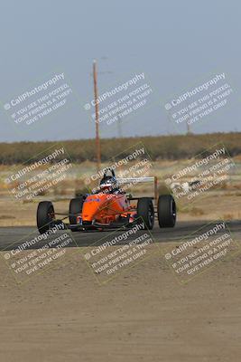 media/Oct-29-2022-CalClub SCCA (Sat) [[e05833b2e9]]/Race Group 2/Qualifying (Sweeper)/
